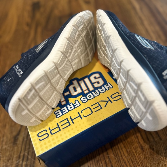 Skechers Women’s Hands Free Slip-ins Summits Classy Night 8.5 NWT - Picture 6 of 8